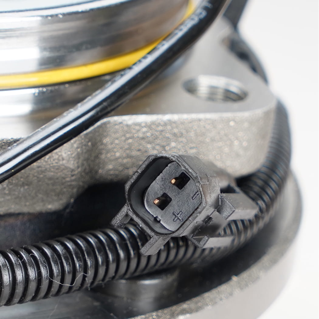 HANHUB 515146 Front Wheel Hub and Bearing Assembly Compatible with Chevy Silverado 2500 HD Silverado 3500 HD Sierra 2500 HD Sierra 3500 HD Replaces FW423 22762440 25807419 20873257 BR930827 SP620301 8-Lug